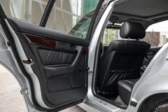 BMW 525i 1994, серебристый — фото 23