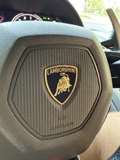 Lamborghini Huracán 2020, белый — фото 23