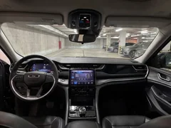Jeep Grand Cherokee 2023, чёрный — фото 6