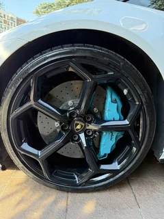 Lamborghini Huracán 2020, белый — фото 12