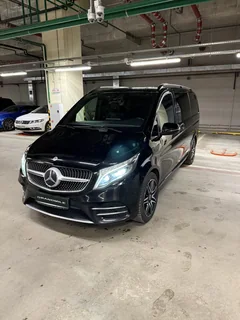 Mercedes-Benz V-класс 2022, чёрный — фото 1