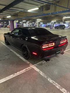 Dodge Challenger 2019, чёрный — фото 5