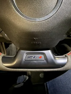 Chevrolet Camaro 2019, жёлтый — фото 23