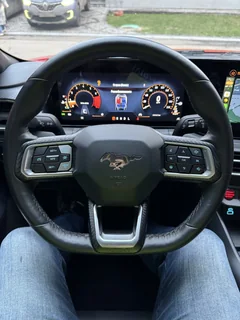 Ford Mustang 2023, красный — фото 17