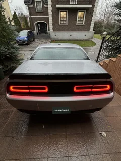 Dodge Challenger 2020, серебристый — фото 4