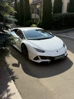Lamborghini Huracán 2020, белый — фото 6