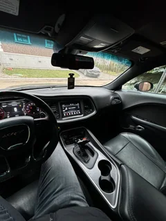 Dodge Challenger 2019, чёрный — фото 16