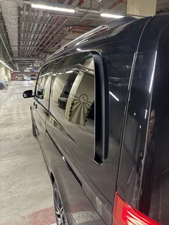 Mercedes-Benz V-класс 2022, чёрный — фото 9