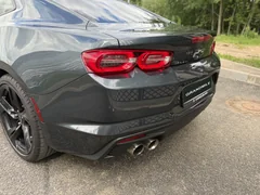 Chevrolet Camaro 2020, серый — фото 16