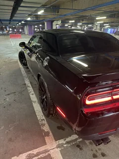 Dodge Challenger 2019, чёрный — фото 10