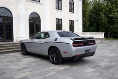 Dodge Challenger 2020, серебристый — фото 4