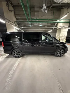 Mercedes-Benz V-класс 2022, чёрный — фото 7