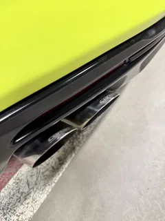 Chevrolet Camaro 2019, жёлтый — фото 32