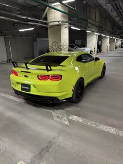 Chevrolet Camaro 2019, жёлтый — фото 11