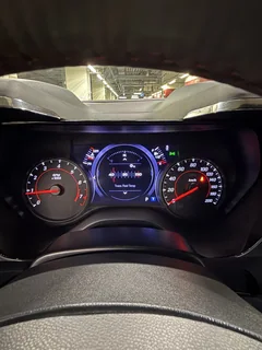 Chevrolet Camaro 2019, жёлтый — фото 20