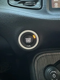 Dodge Challenger 2019, чёрный — фото 30