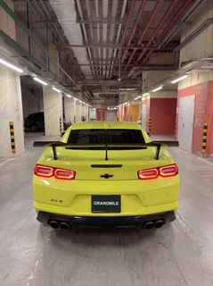 Chevrolet Camaro 2019, жёлтый — фото 5