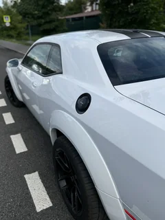 Dodge Challenger 2020, белый — фото 13