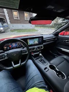 Ford Mustang 2023, красный — фото 16