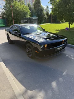 Dodge Challenger 2022, чёрный — фото 2